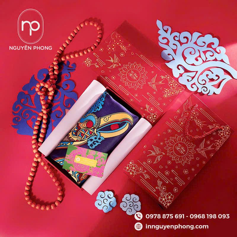 Sử dụng màu sắc phù hợp với sản phẩm và màu sắc thương hiệu